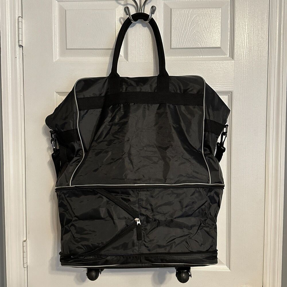 Norwegian Cruise Line Branded Expandable Rolling Bag - Picture 4 of 6